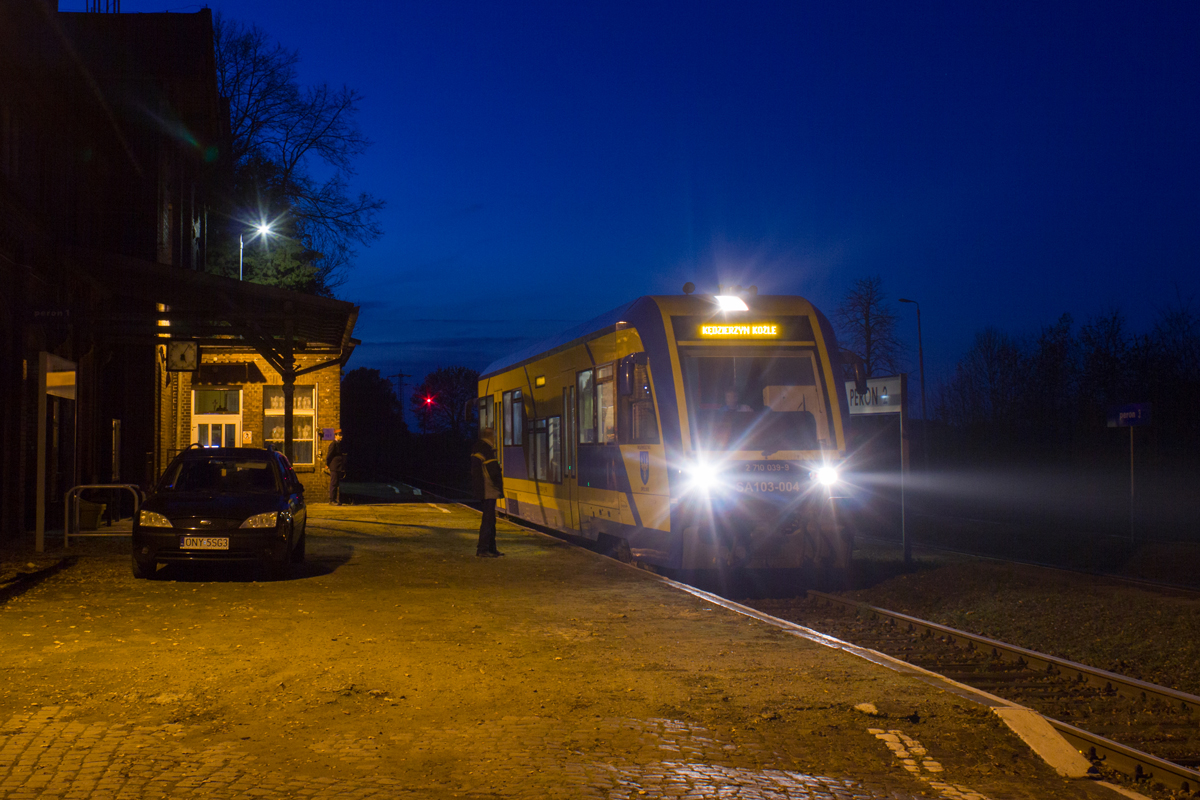 Nowy Świętów wieczorową porą