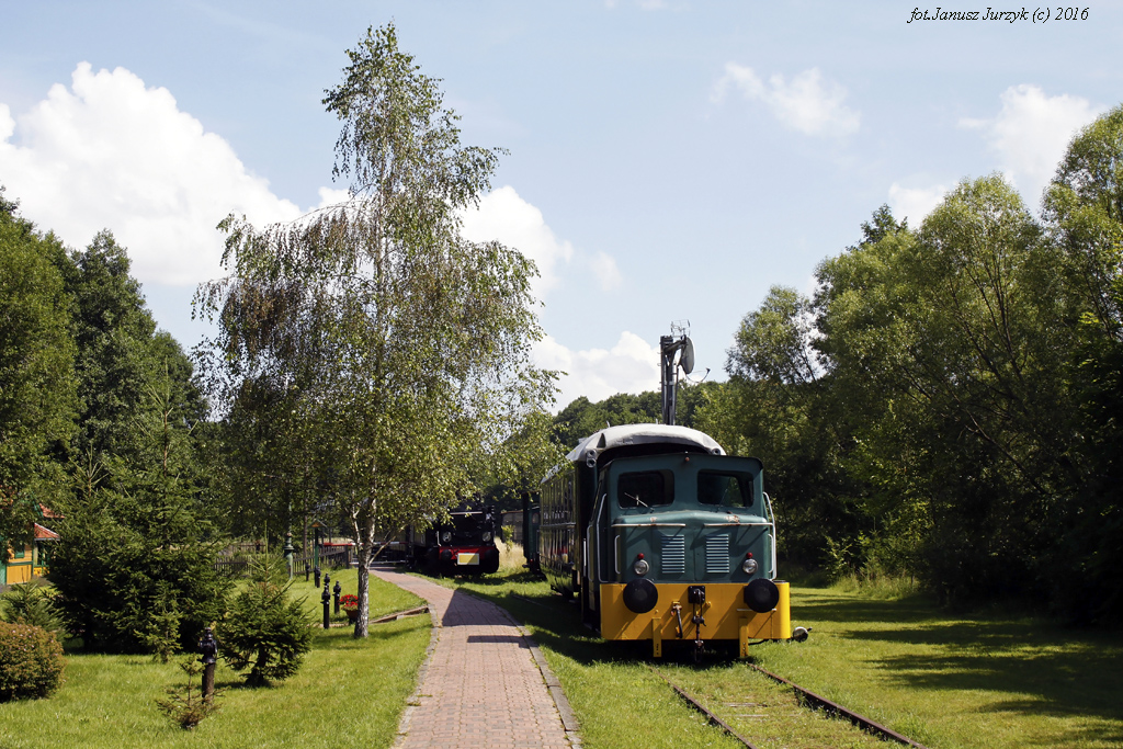 409Da-220 w Białowieży Towarowej