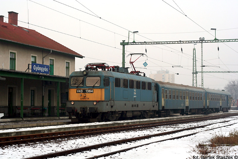 V43-1364