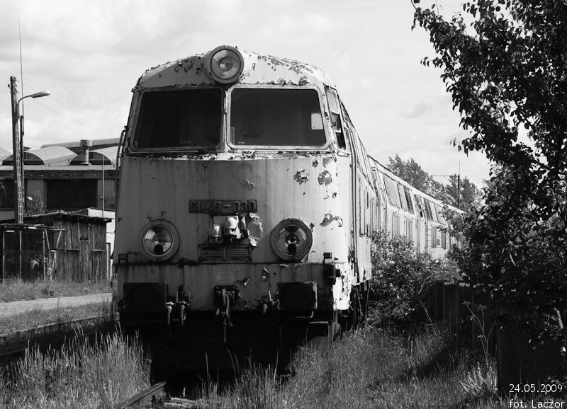 SU45-030
