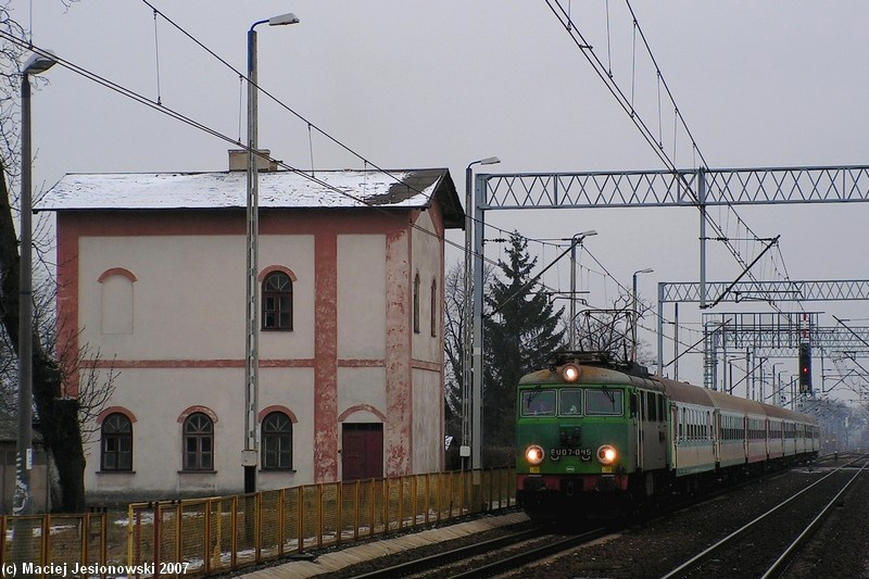 EU07-045