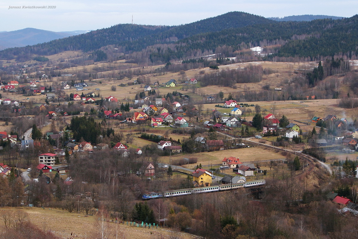 Pogórze bez śniegu