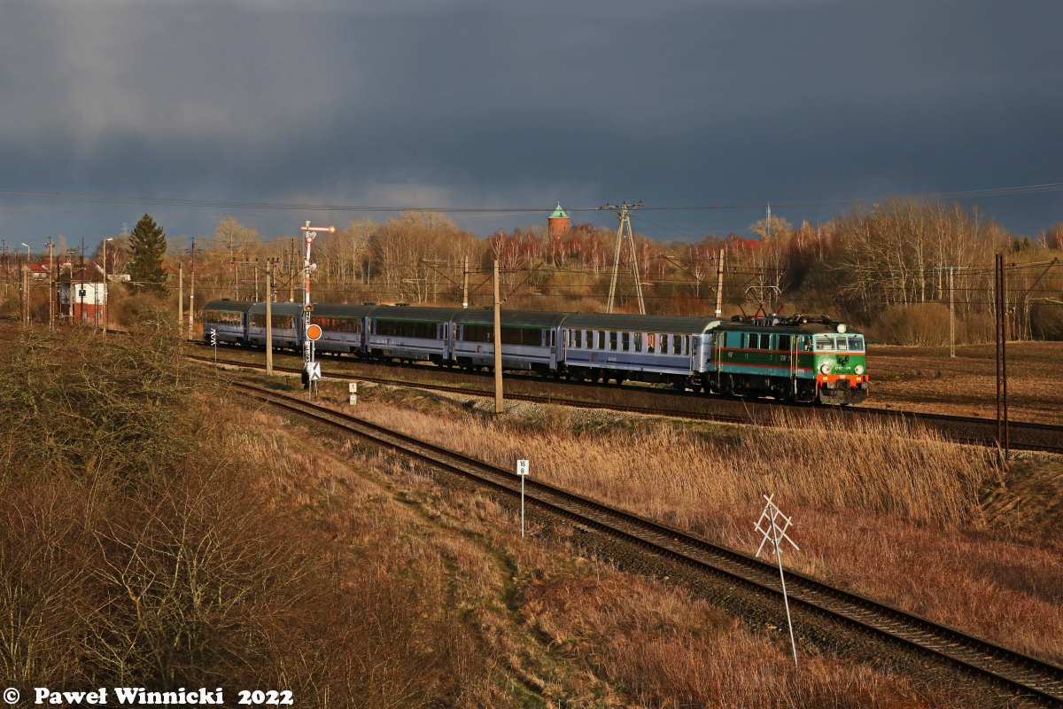 EP07-376 z IC Gryf