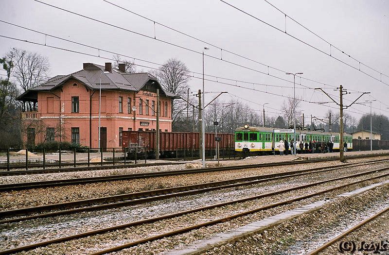 EN57-1773