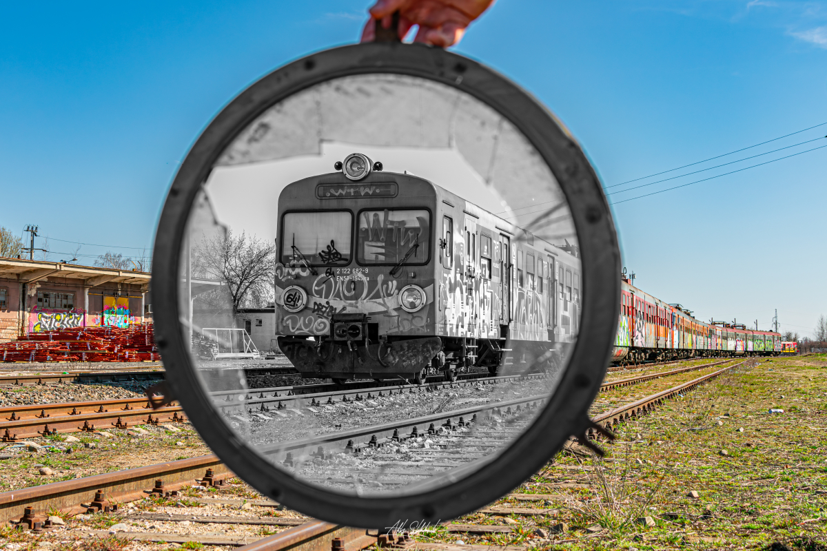 Wspomnienia w Krzywym Zwierciadle