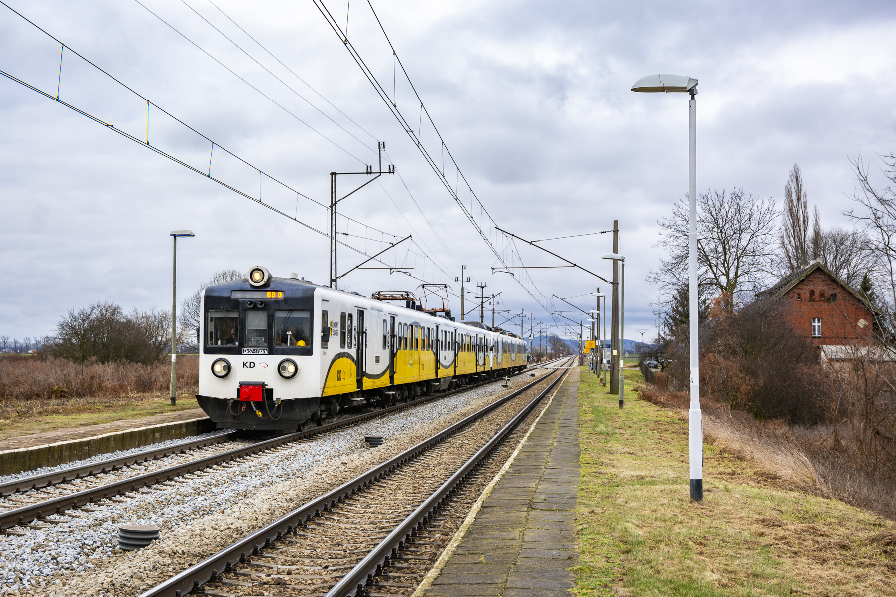 ENdolino na ratunek AKD