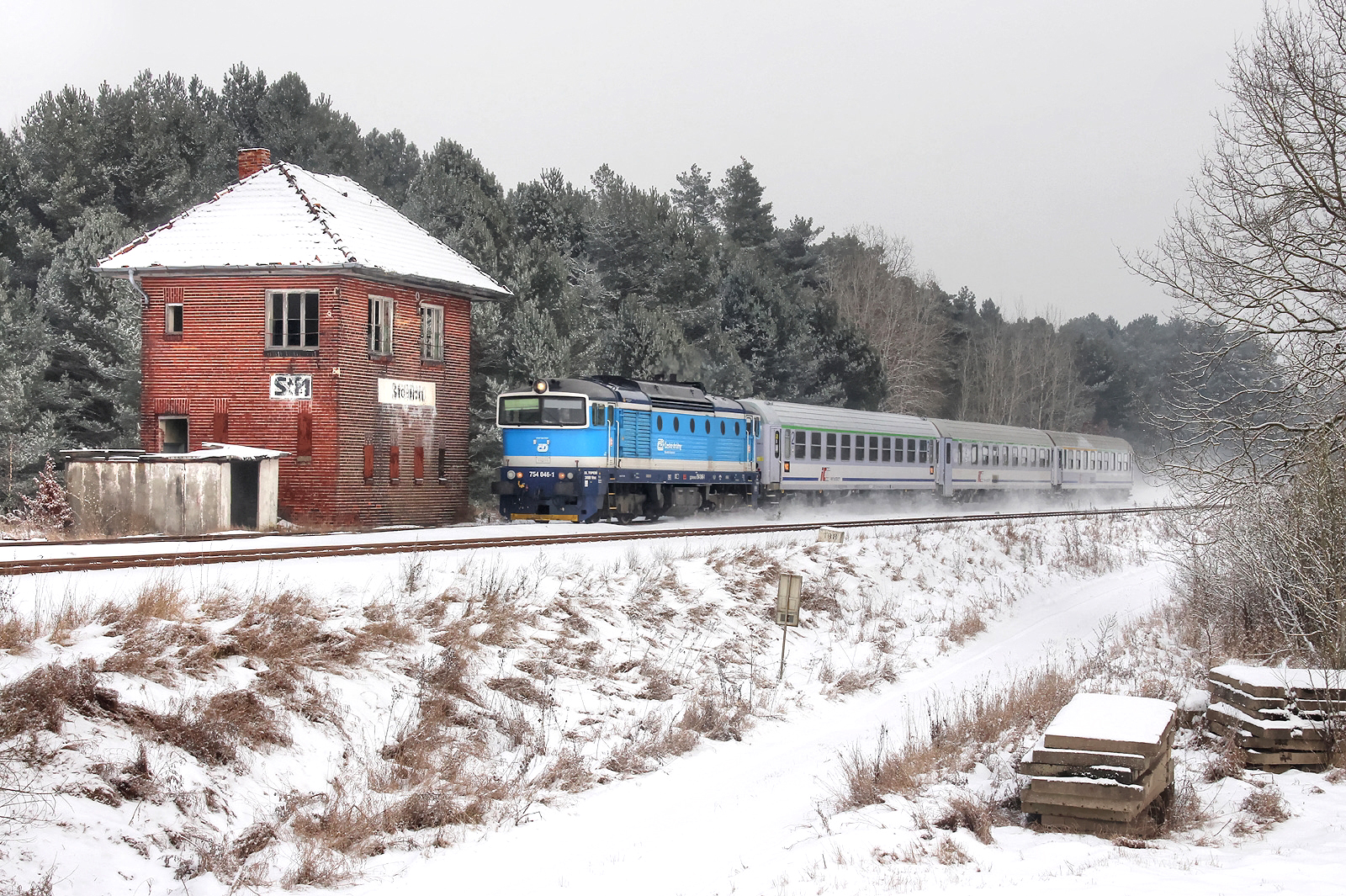 754 046-1 z Borami Tucholskimi