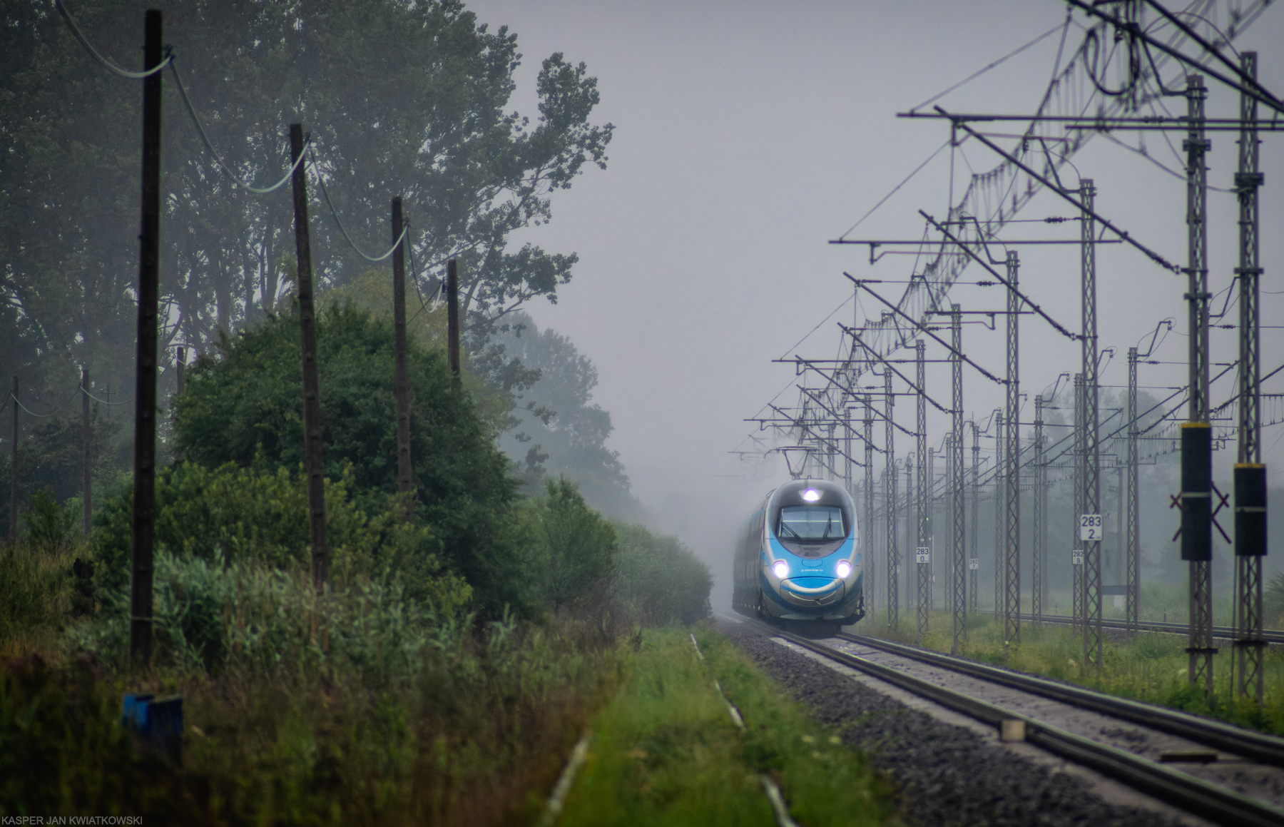 wzdłuż LK256