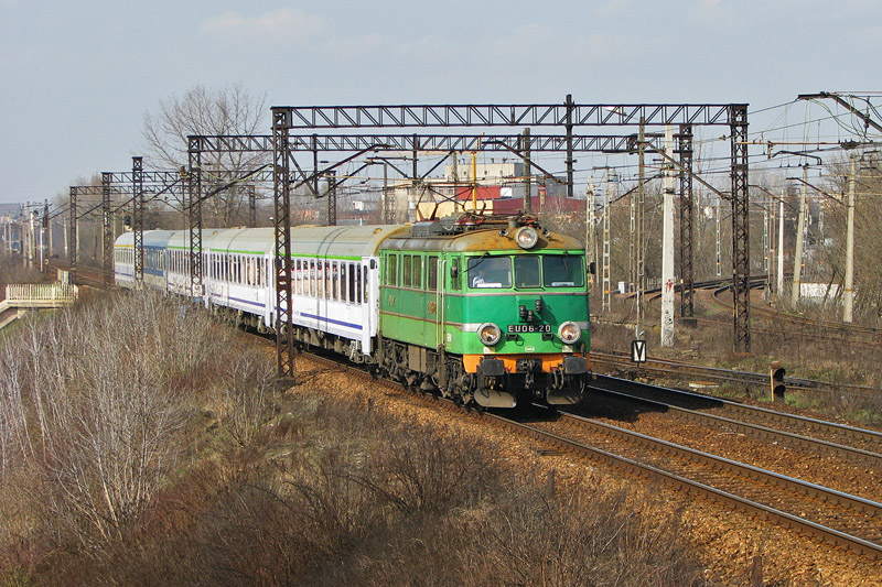 EU06-20 z EC Józef Bem