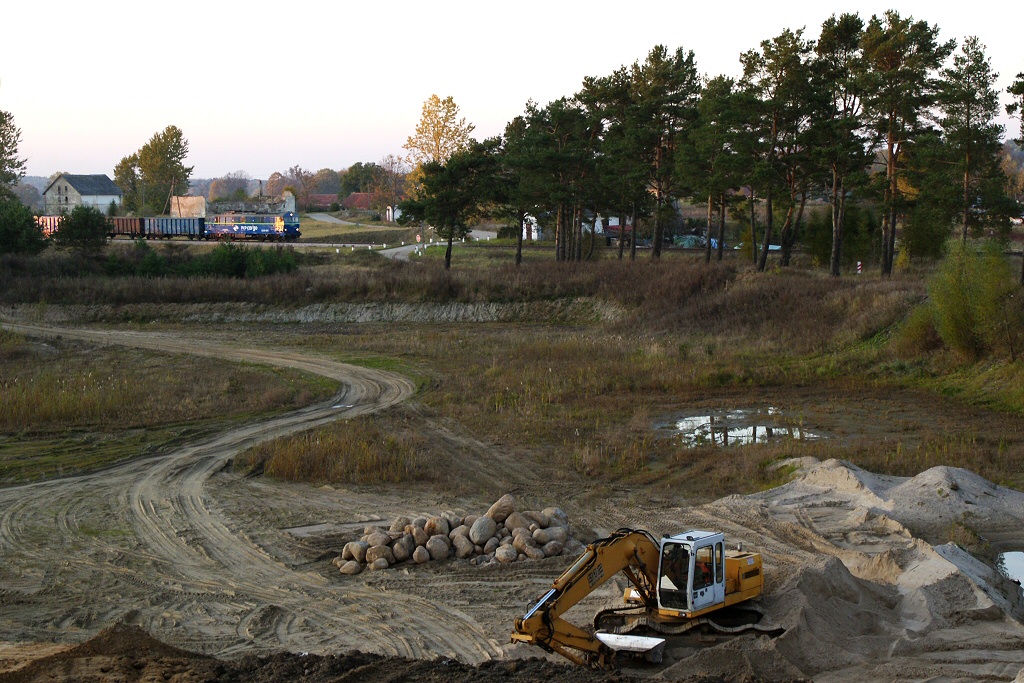 SU46-004 z węglarkami