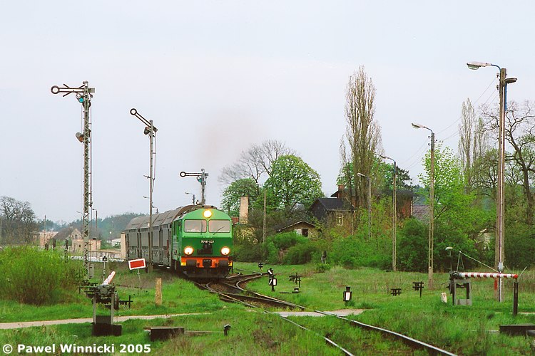 SU46-033