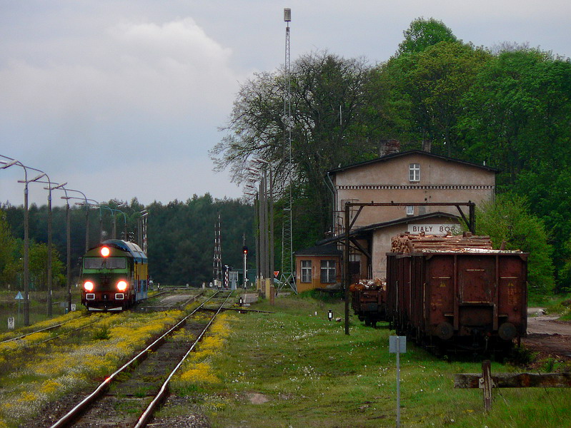 SU46-009