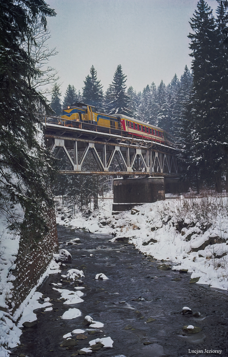 SU42-526