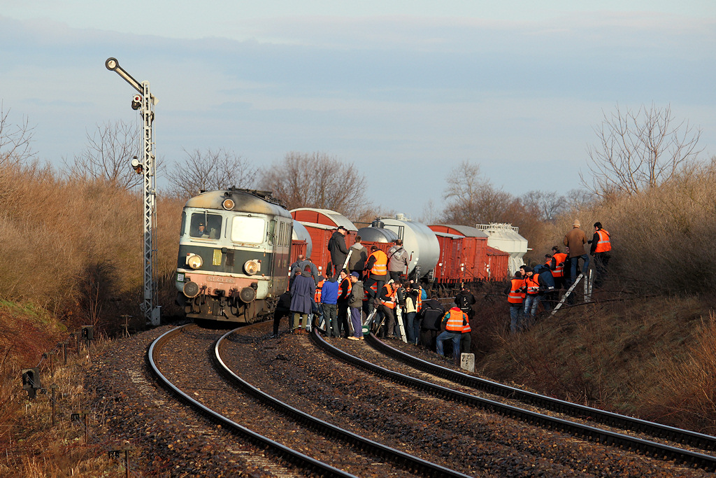 Leszno - Biadki z ST43-195
