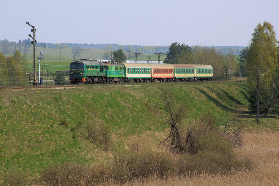 ST44-1103 + EU07-353