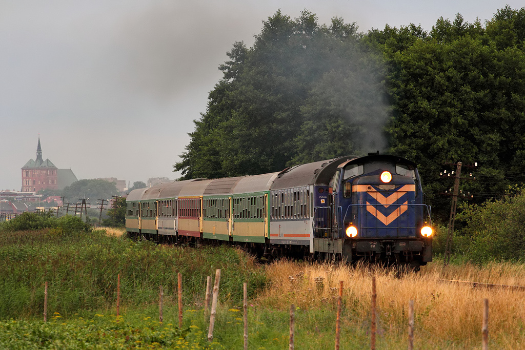 SM42-351