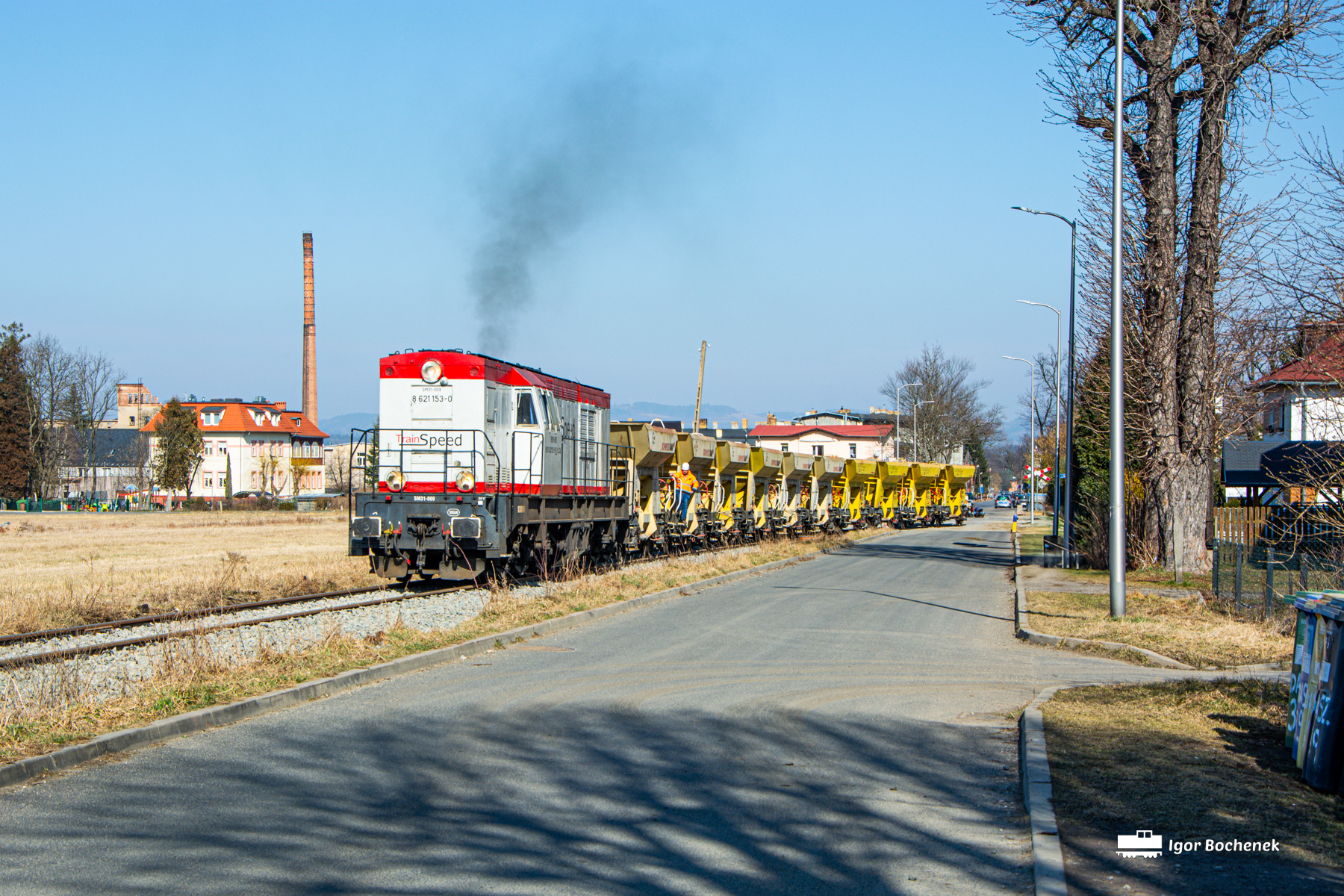 Trumna na załadunek do Miłkowa