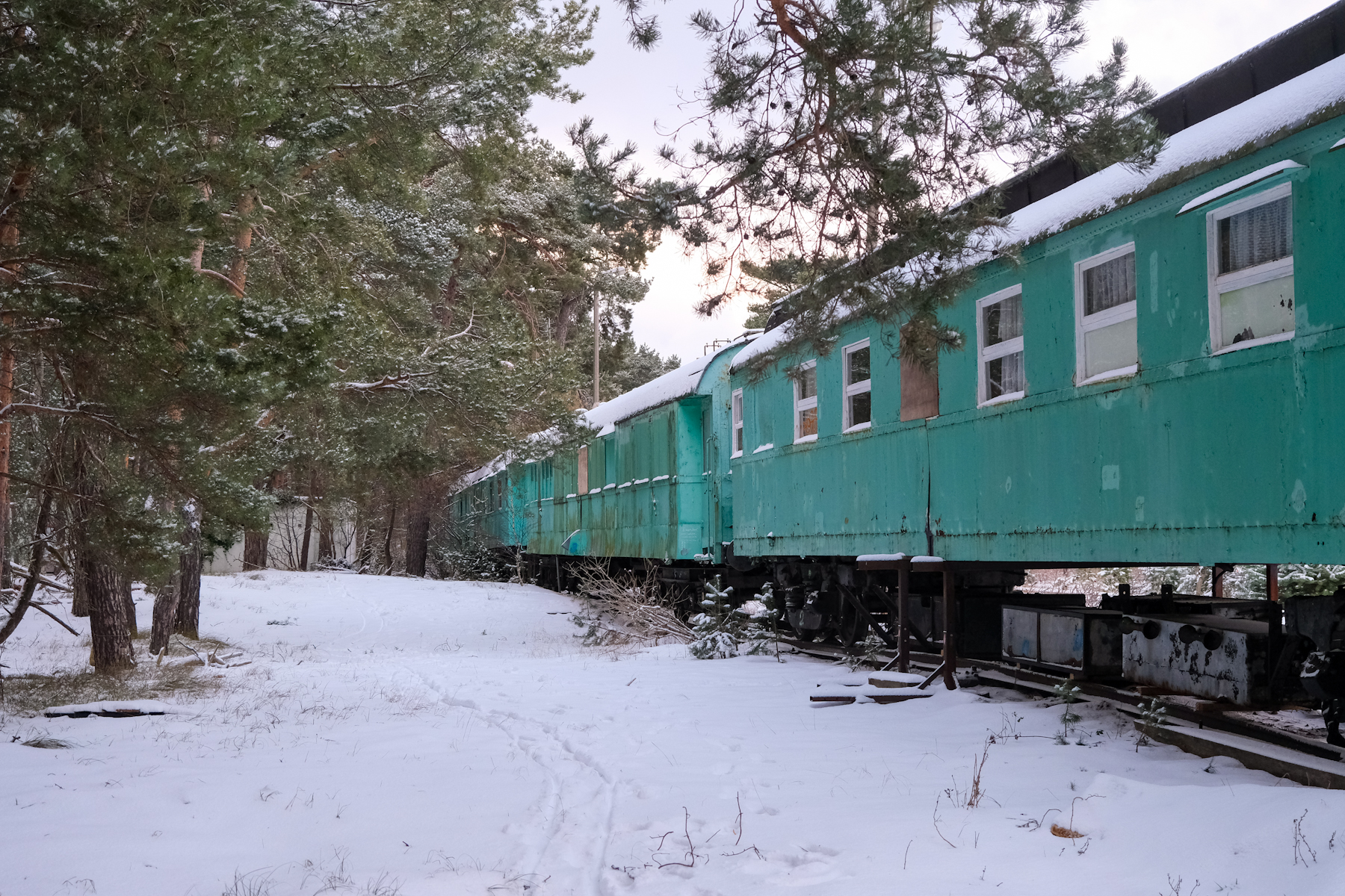 Pozostałości helskich wczasów wagonowych