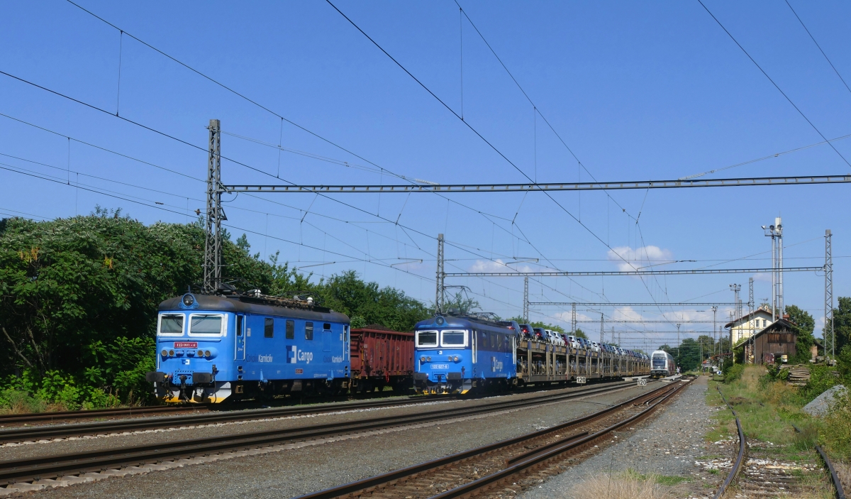 123 001-0 a 122 028-4 a 471 033-1