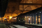 448 403