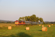 418 149