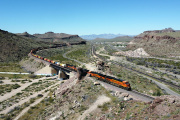 BNSF 8000