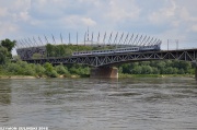 EP09-040 na tle Stadionu Narodowego