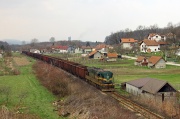 661 323