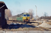 SU46-046