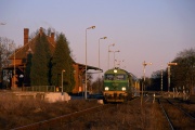 SU46-049