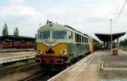 SU46-011