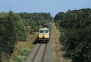 SU46-048