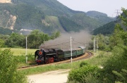 475 196